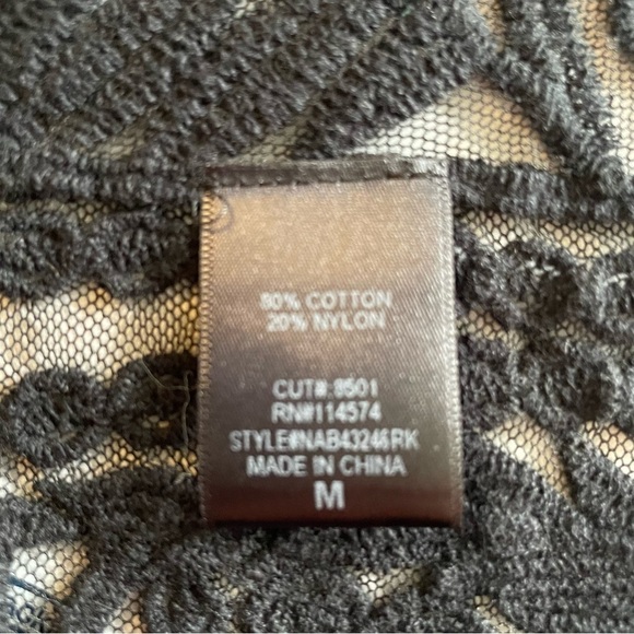 RO & De Sheer Embroidered Black Tank Style Top M - Picture 4 of 4